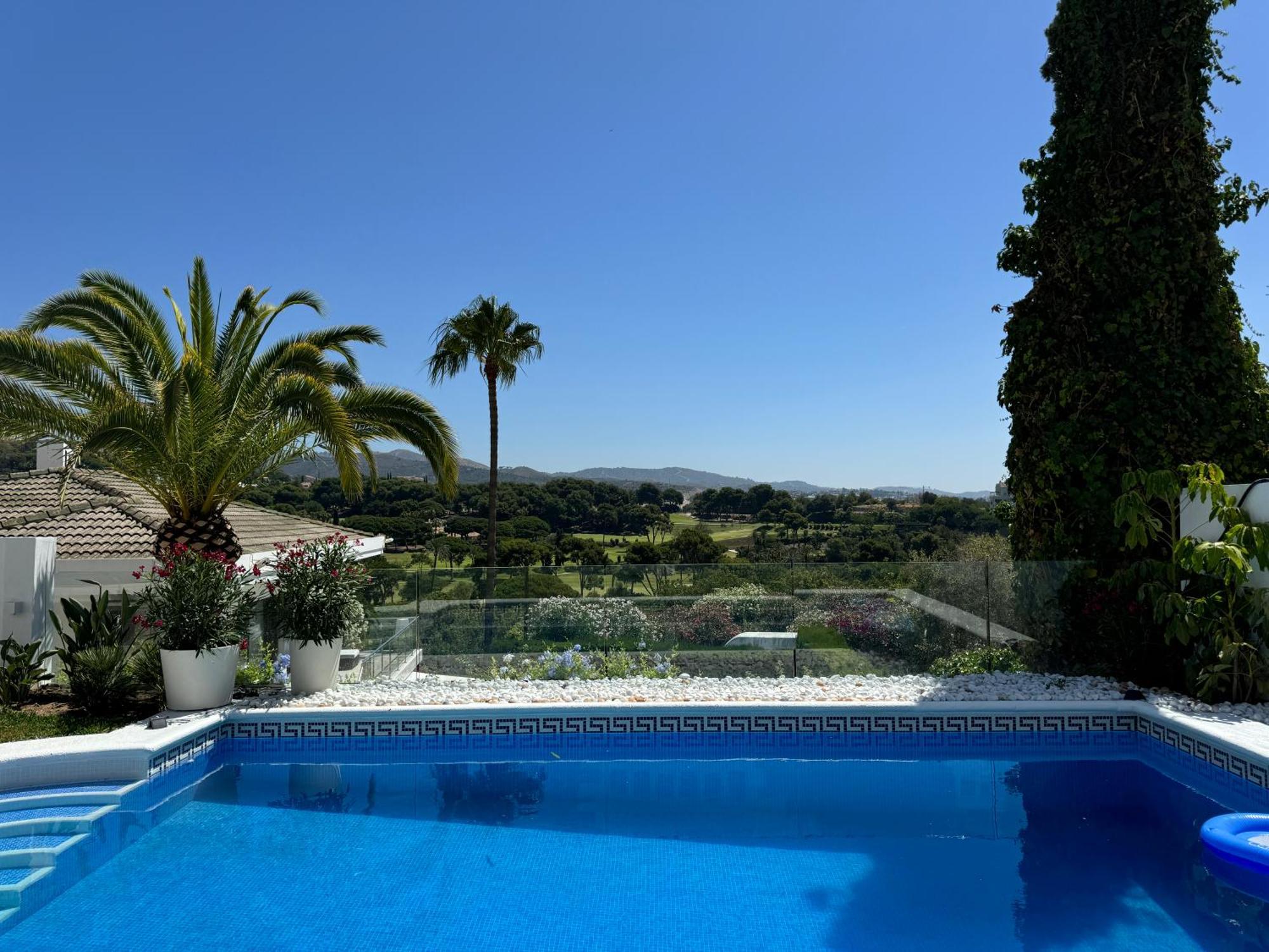 Aurora Boutique House - Only Adults Bed & Breakfast Marbella Eksteriør bilde