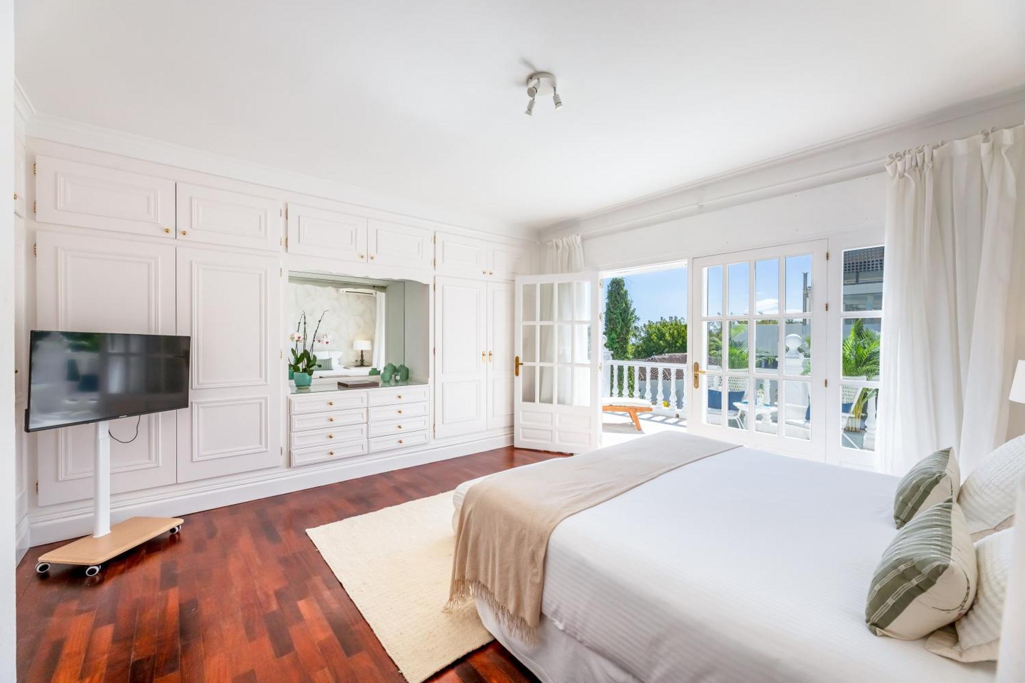 Aurora Boutique House - Only Adults Bed & Breakfast Marbella Eksteriør bilde
