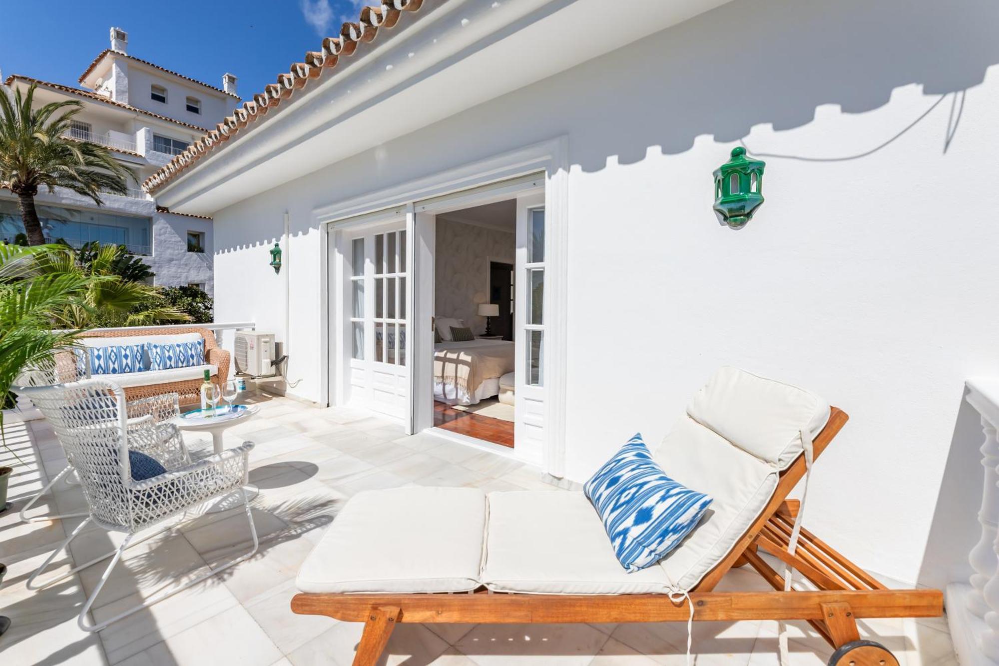 Aurora Boutique House - Only Adults Bed & Breakfast Marbella Eksteriør bilde
